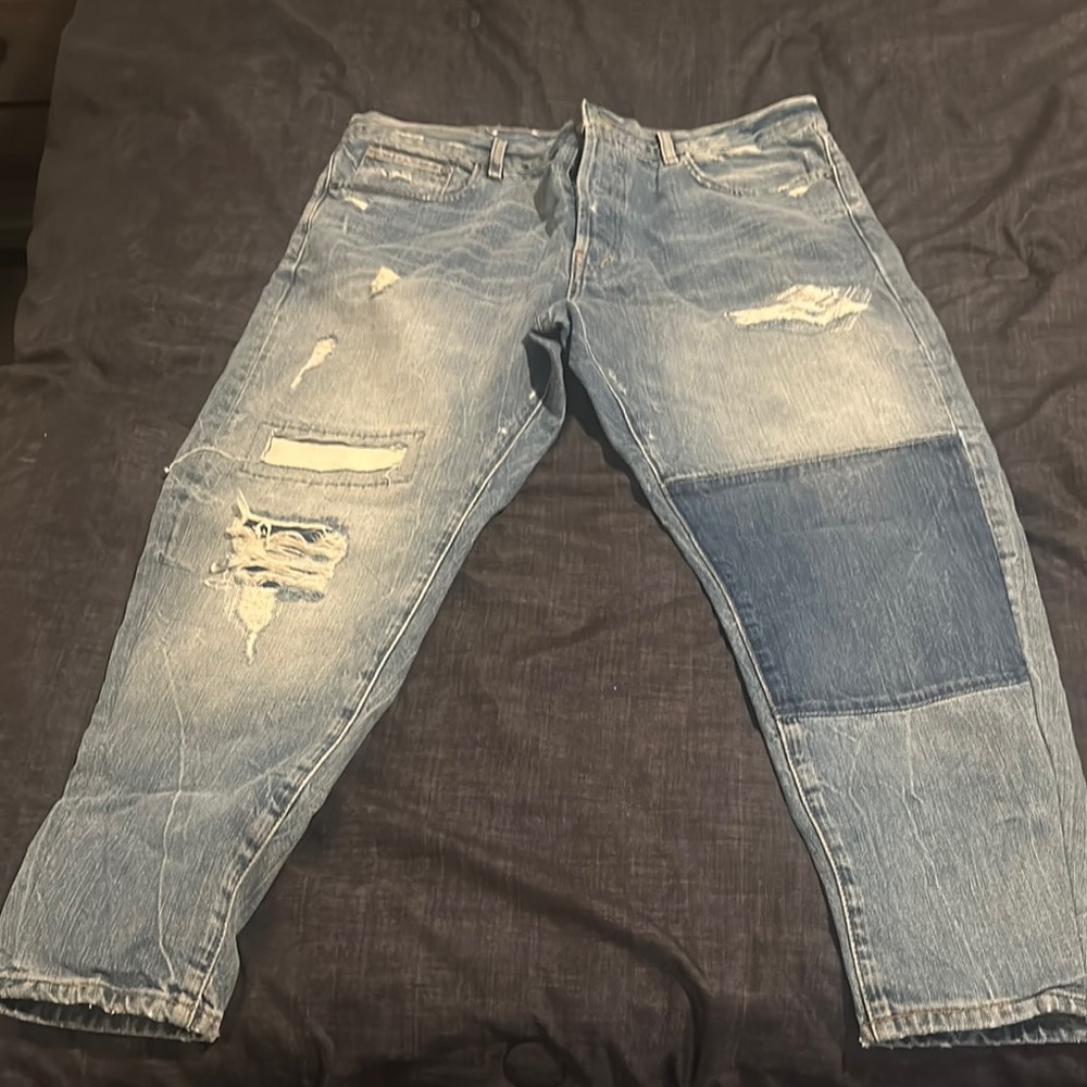 Distressed Denim Jeans with Patchwork